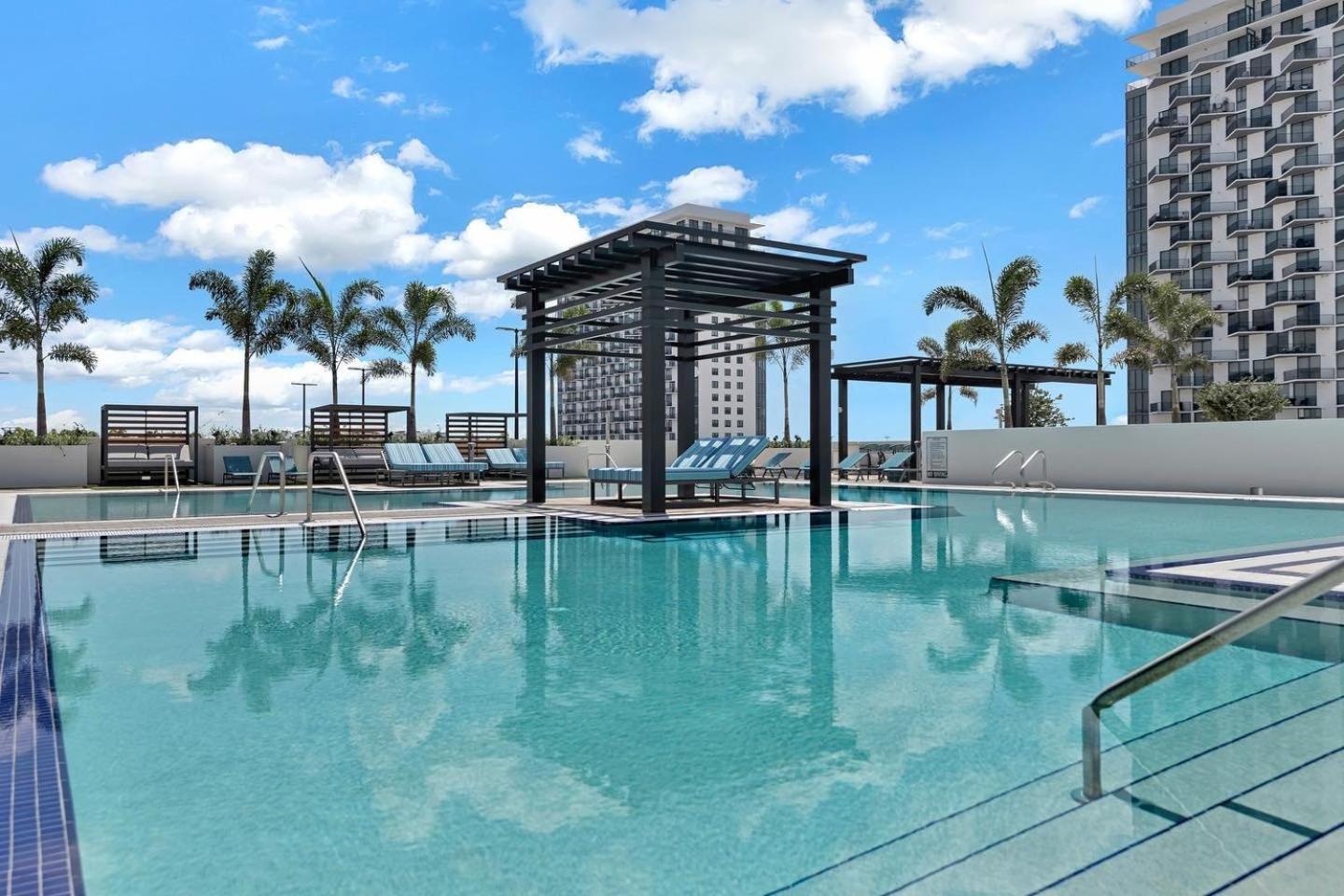 Provident Grand Luxury Short-Term Residences ดอรอล ภายนอก รูปภาพ