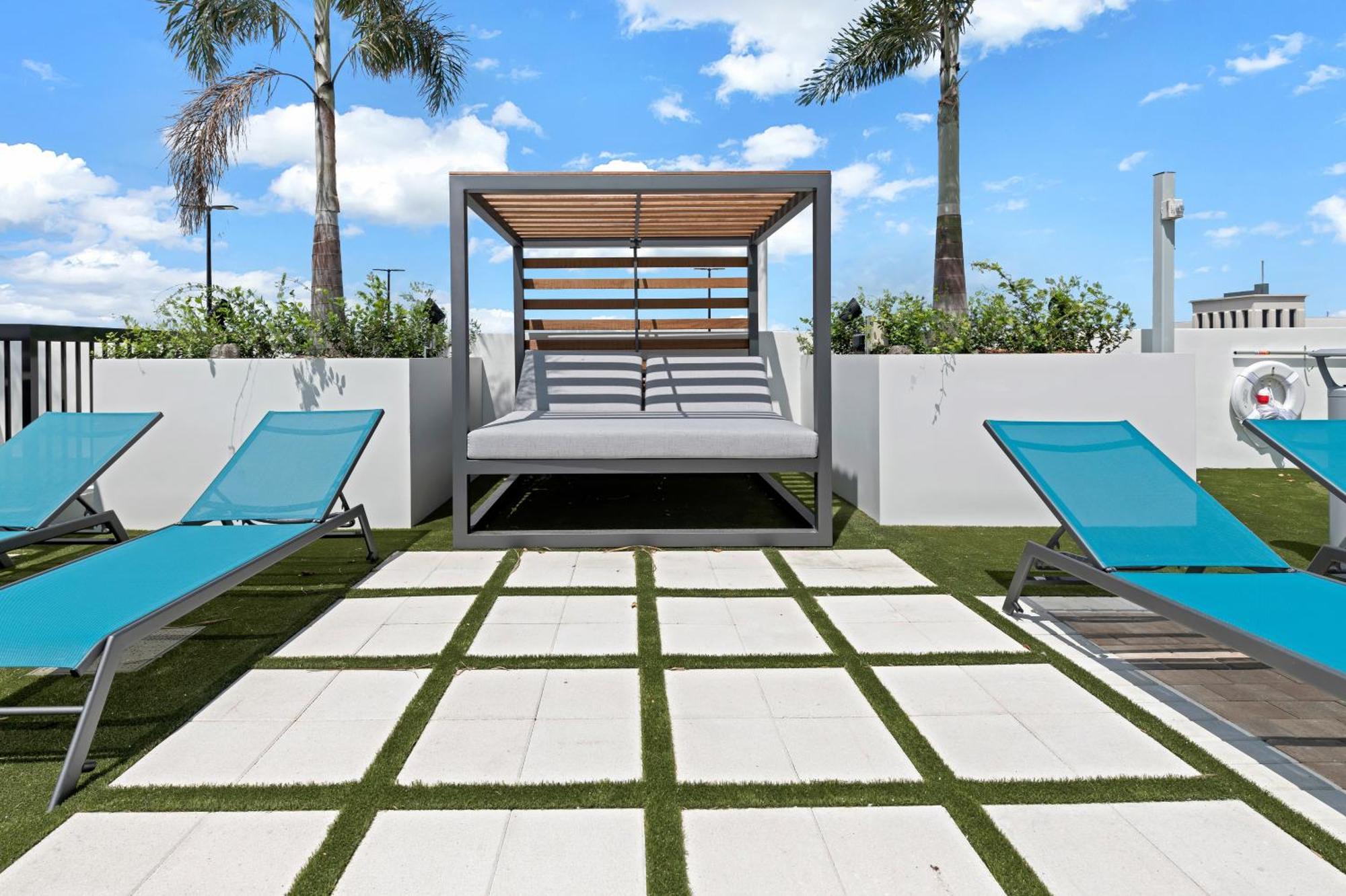 Provident Grand Luxury Short-Term Residences ดอรอล ภายนอก รูปภาพ