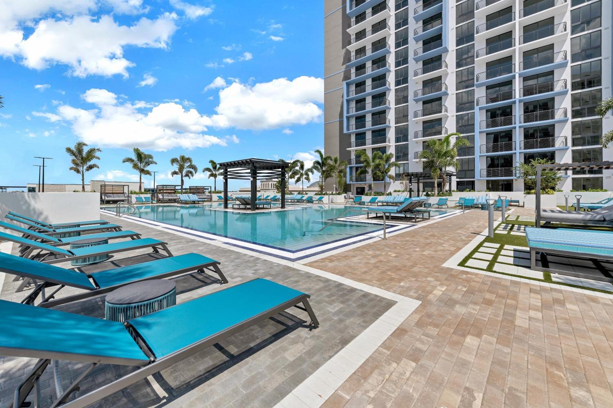 Provident Grand Luxury Short-Term Residences ดอรอล ภายนอก รูปภาพ